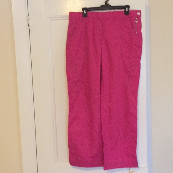 Koi Fuchsia Zara Nursing 🤱 Uniform Pants 👖 - Picture 2 of 8